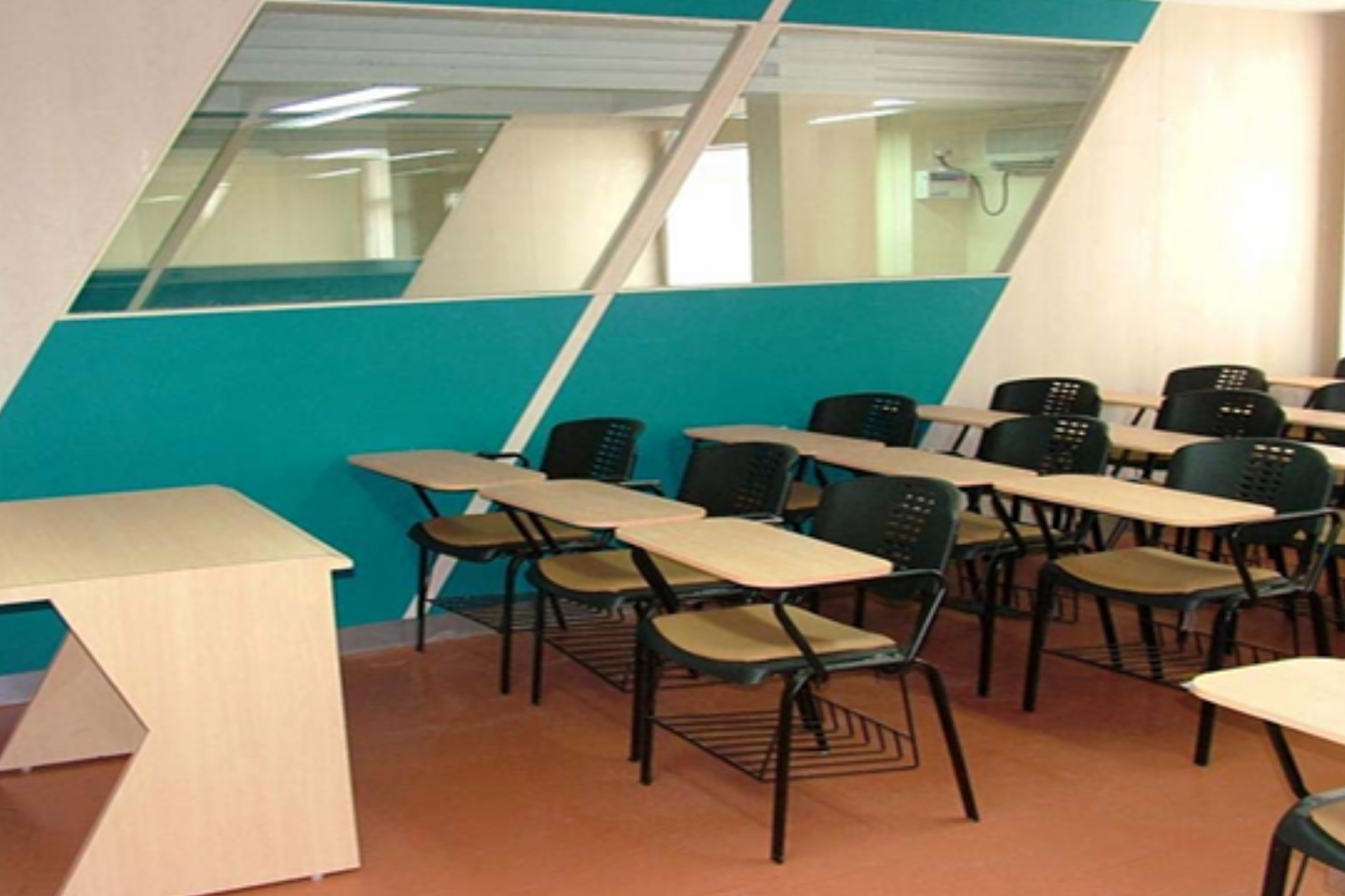 Vinayaka Missions Centennial Canadian Business School